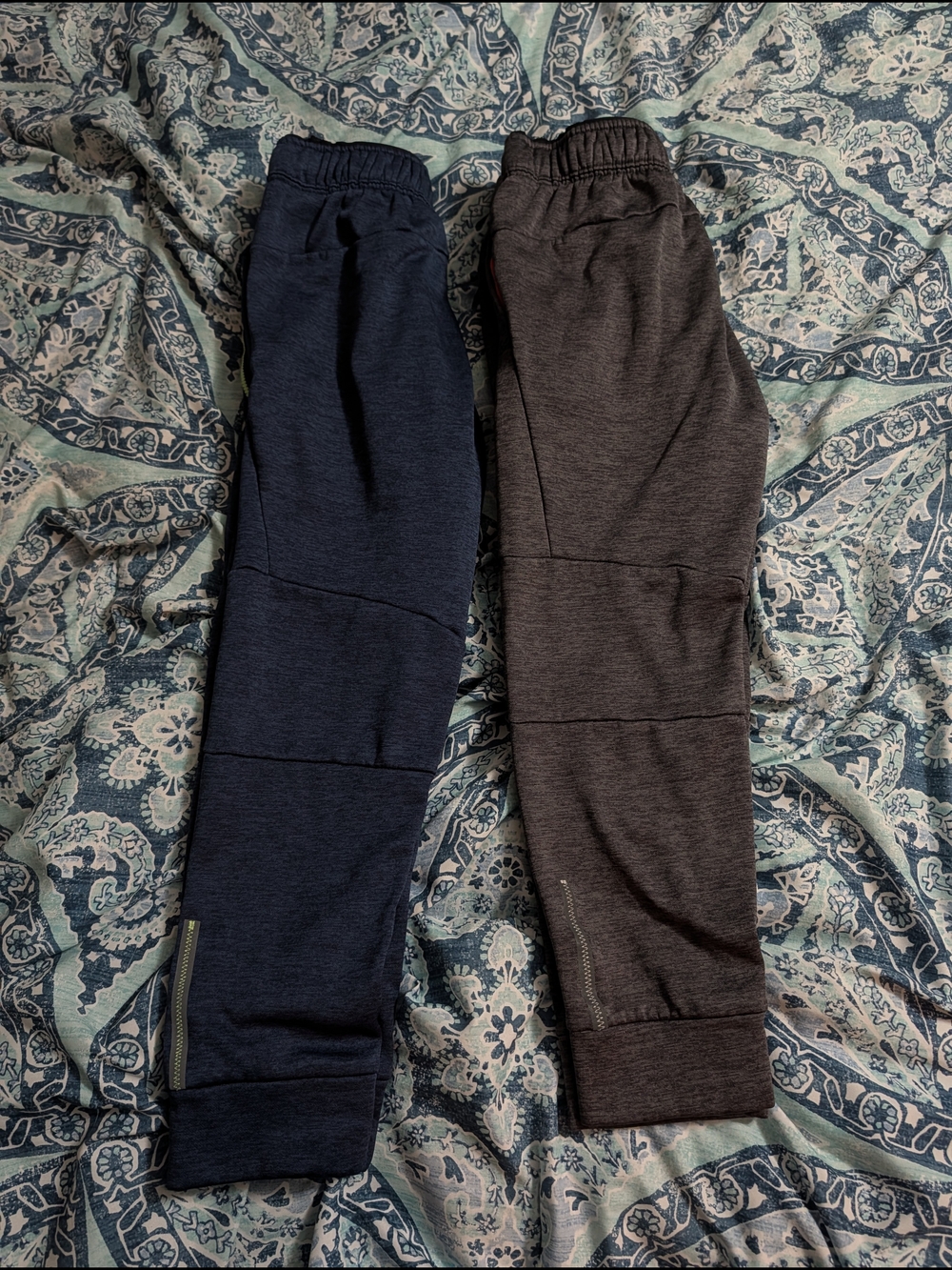 Boys Russell Athletic Joggers Size 8 - Picture 4 of 10